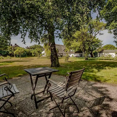 Im Luetten 아파트 *